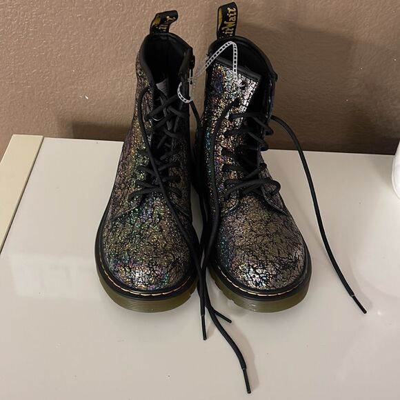 Dr. Martens 1460 CRINKLE METALLIC LACE UP BOOTS size 5 - Picture 3 of 7